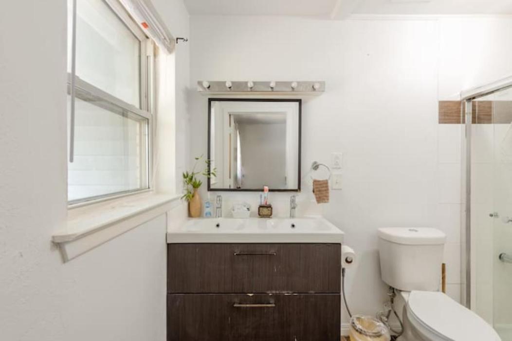 Oasis 3 Near Dfw Airport With Mediterranean Setting Irving Exteriör bild